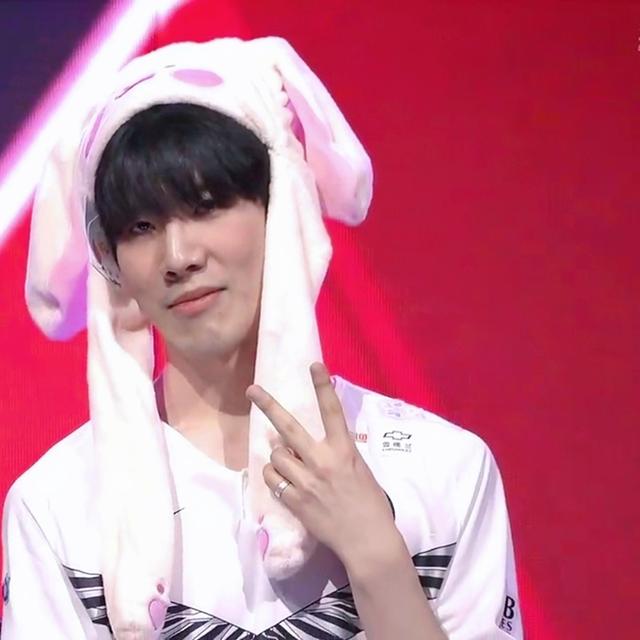 RNG时空回溯裁判报告：Angel多次反映出现商城弹窗 判定设备故障